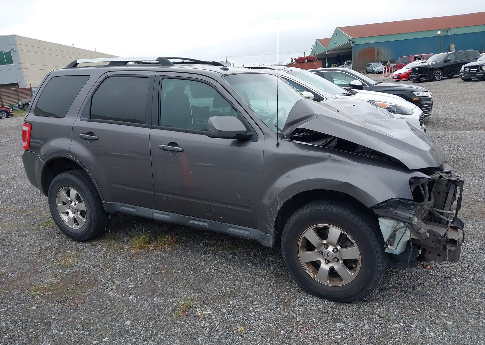 2011 FORD ESCAPE LIMITED