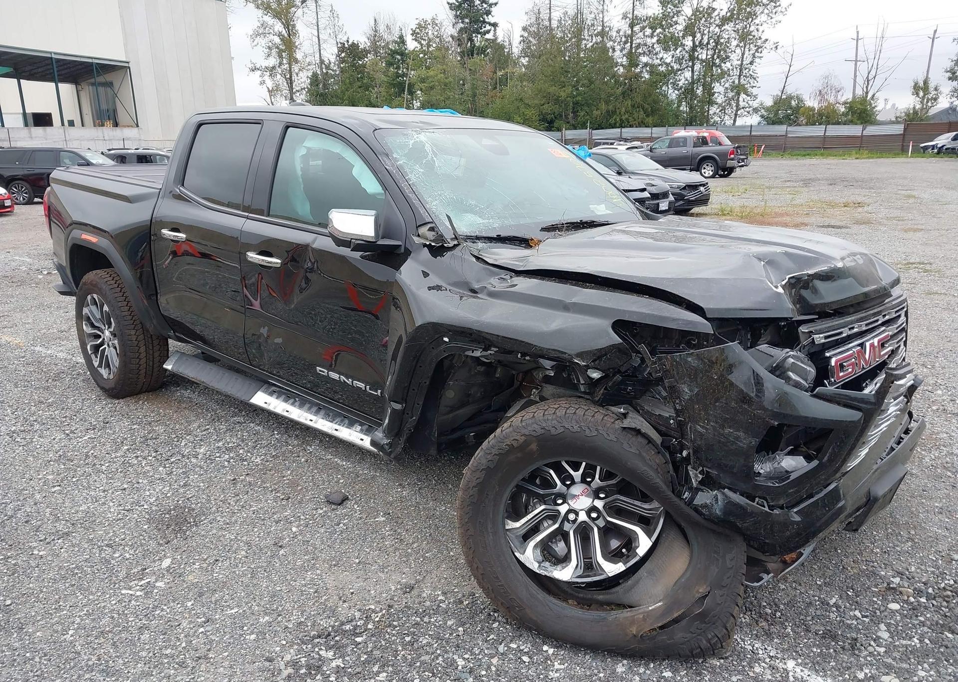 2024 GMC CANYON DENALI