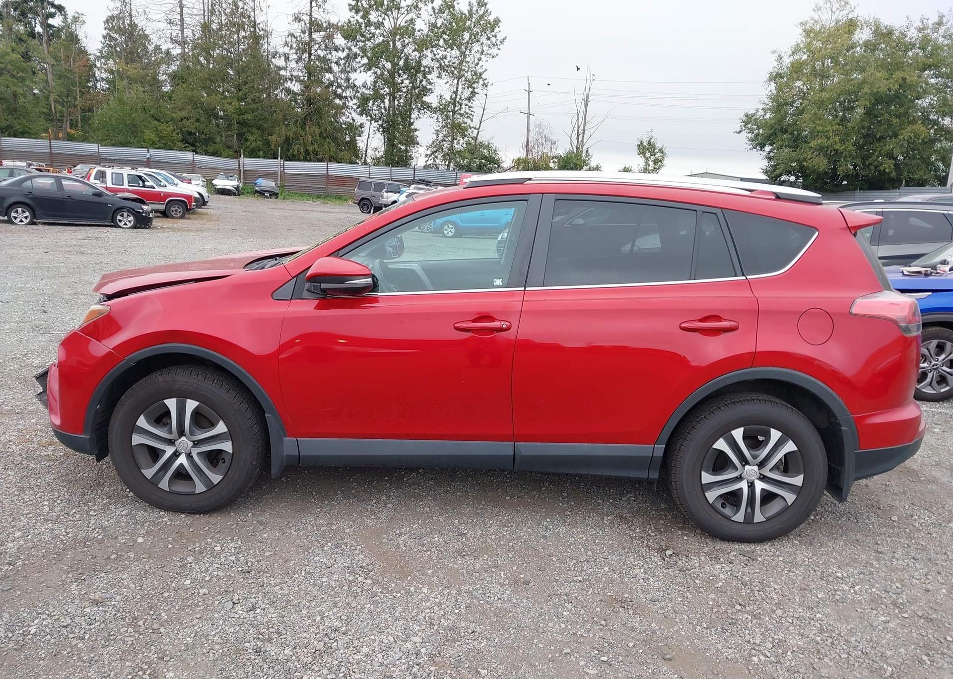2016 TOYOTA RAV4 LE