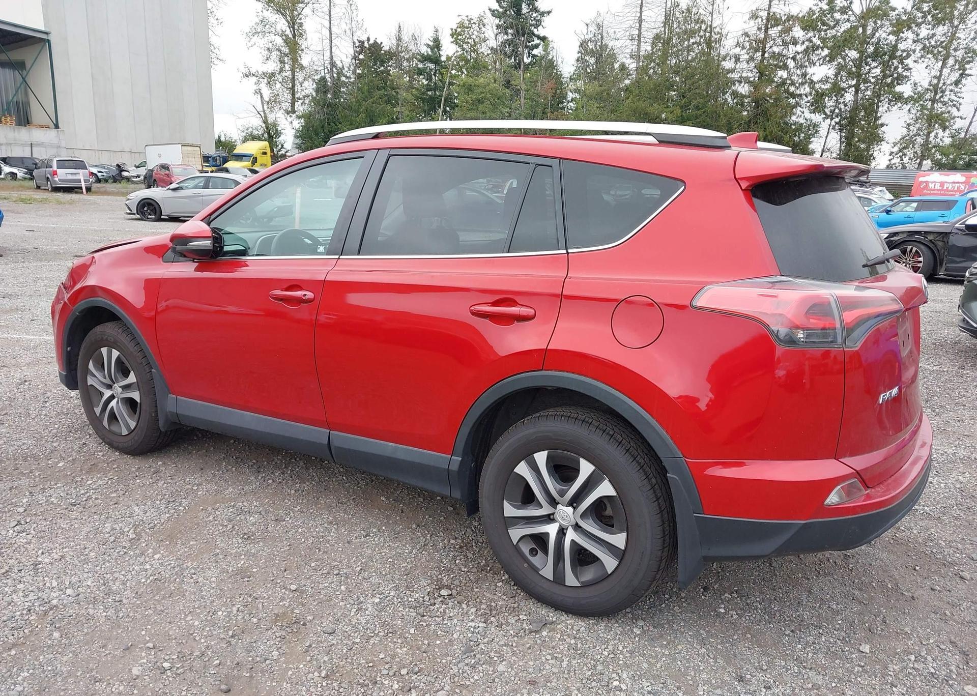 2016 TOYOTA RAV4 LE