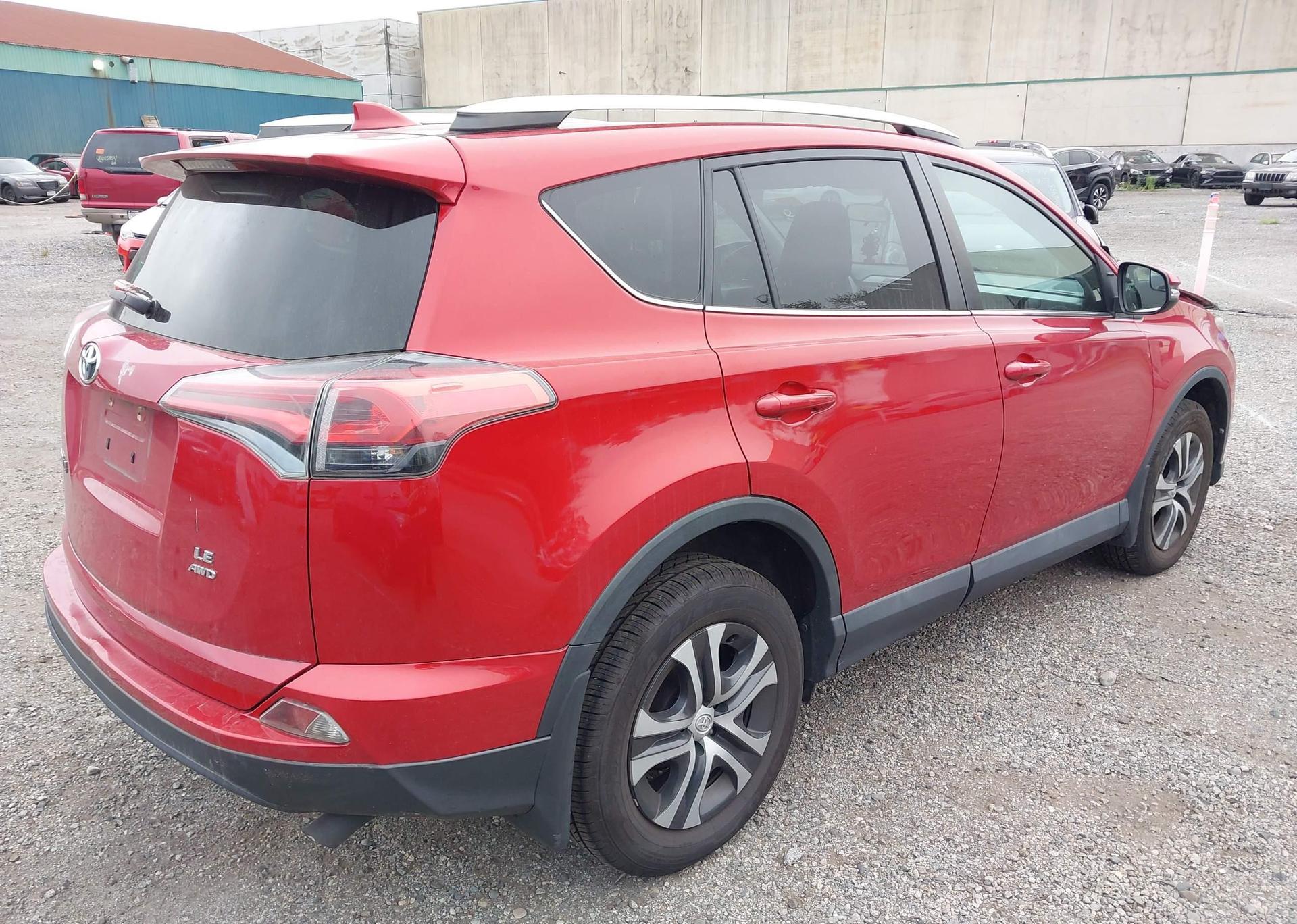 2016 TOYOTA RAV4 LE