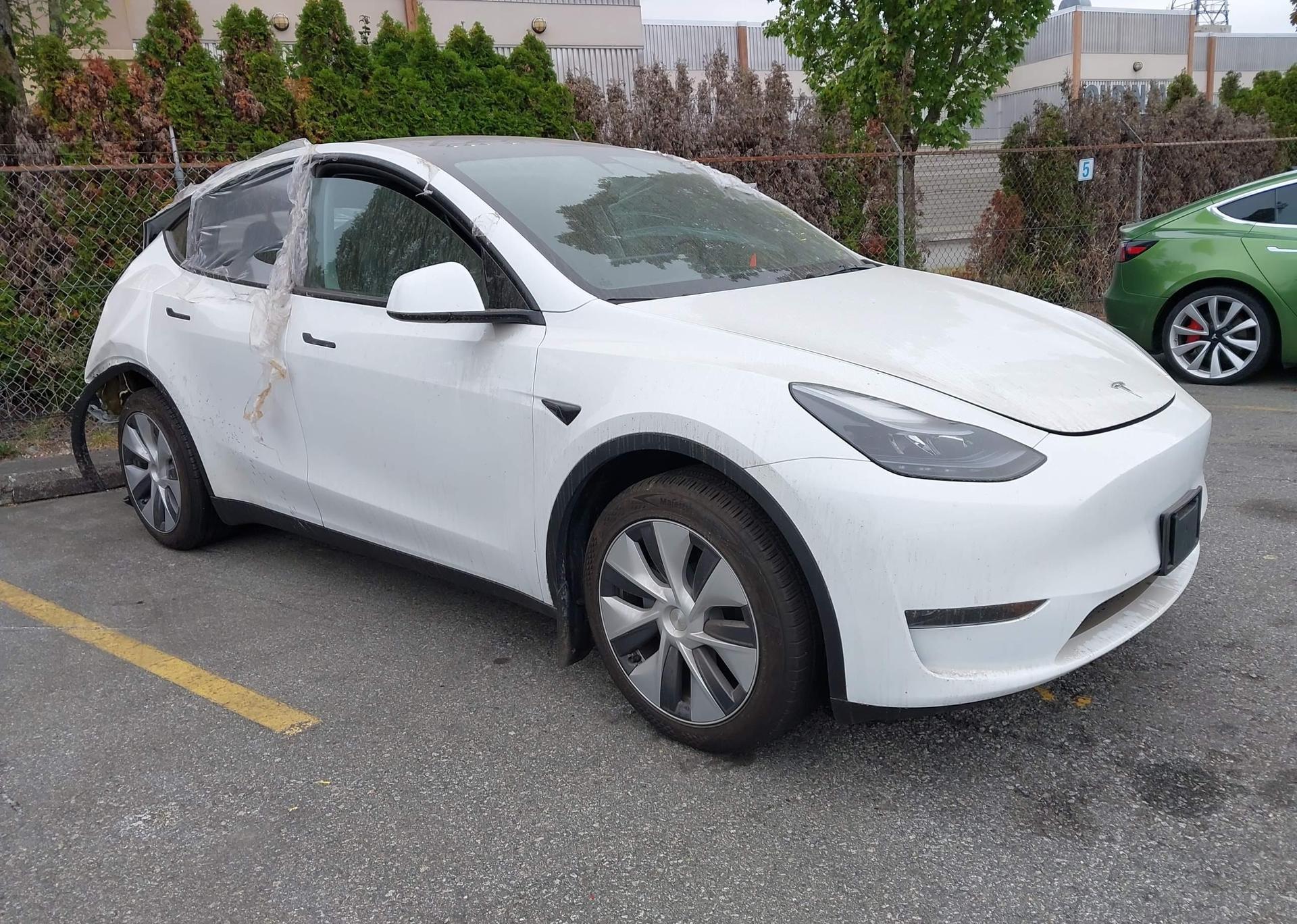 2023 TESLA MODEL Y