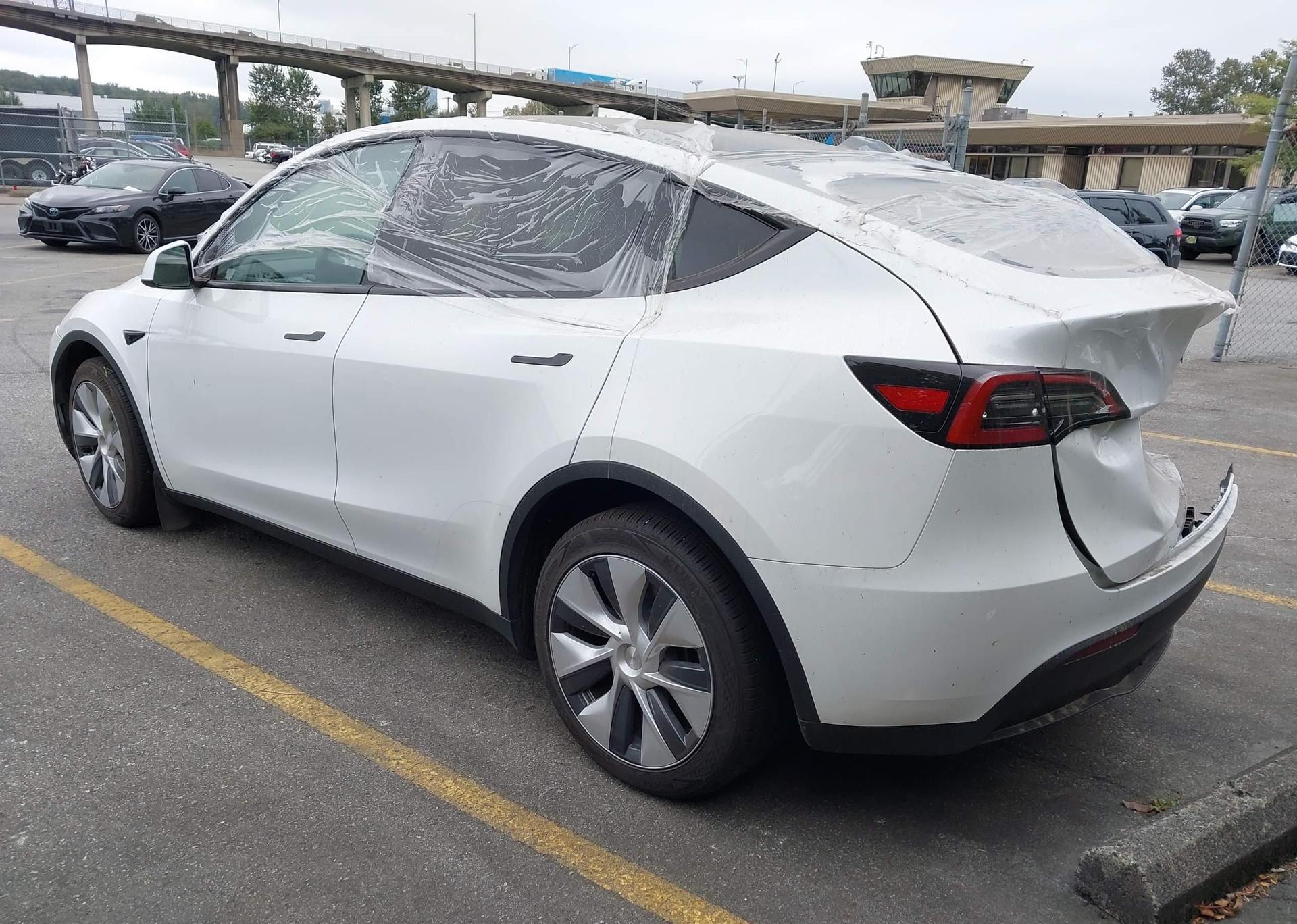 2023 TESLA MODEL Y