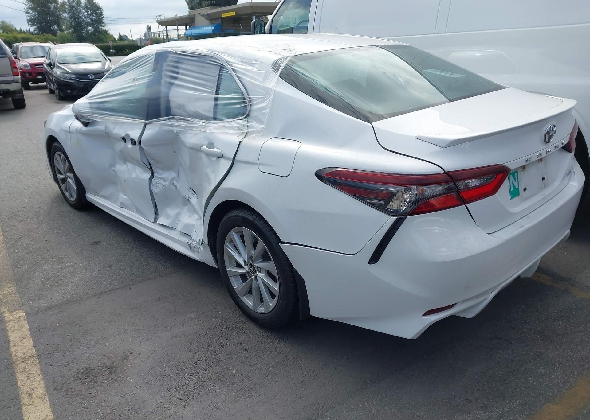 2022 TOYOTA CAMRY SE
