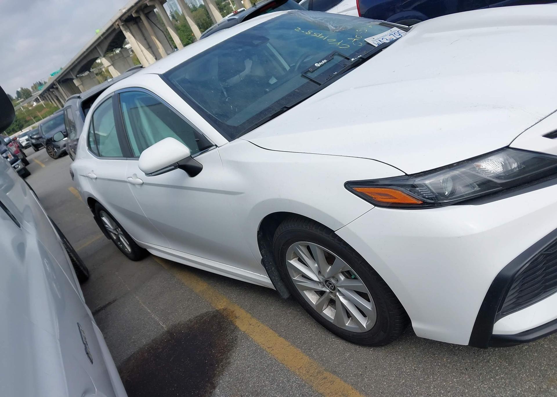 2022 TOYOTA CAMRY SE