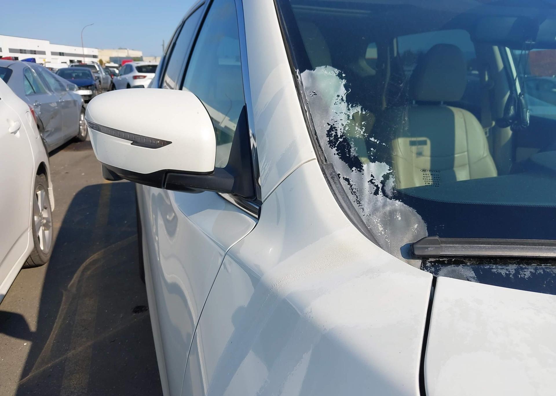 2016 NISSAN ROGUE