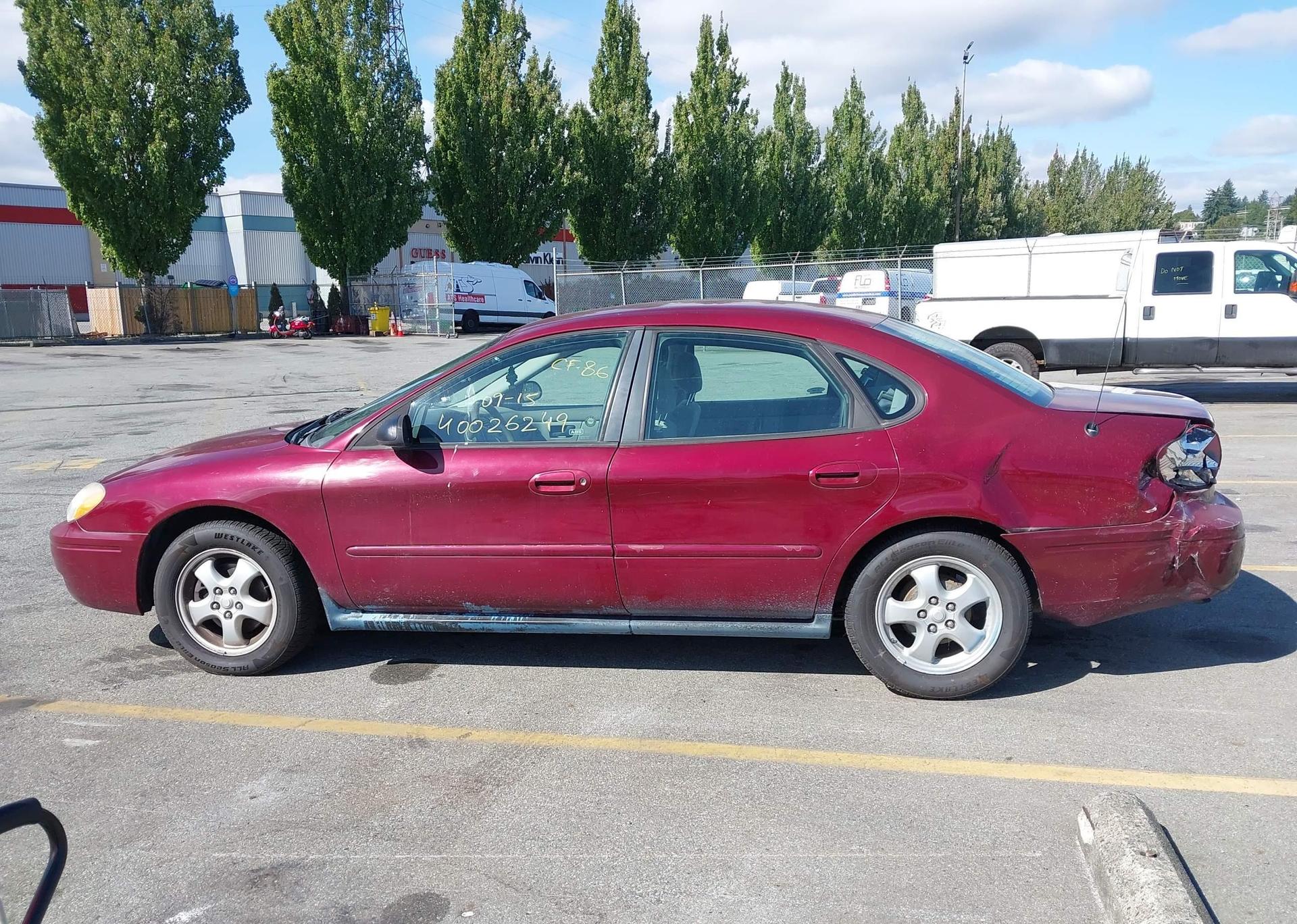 2006 FORD TAURUS SE