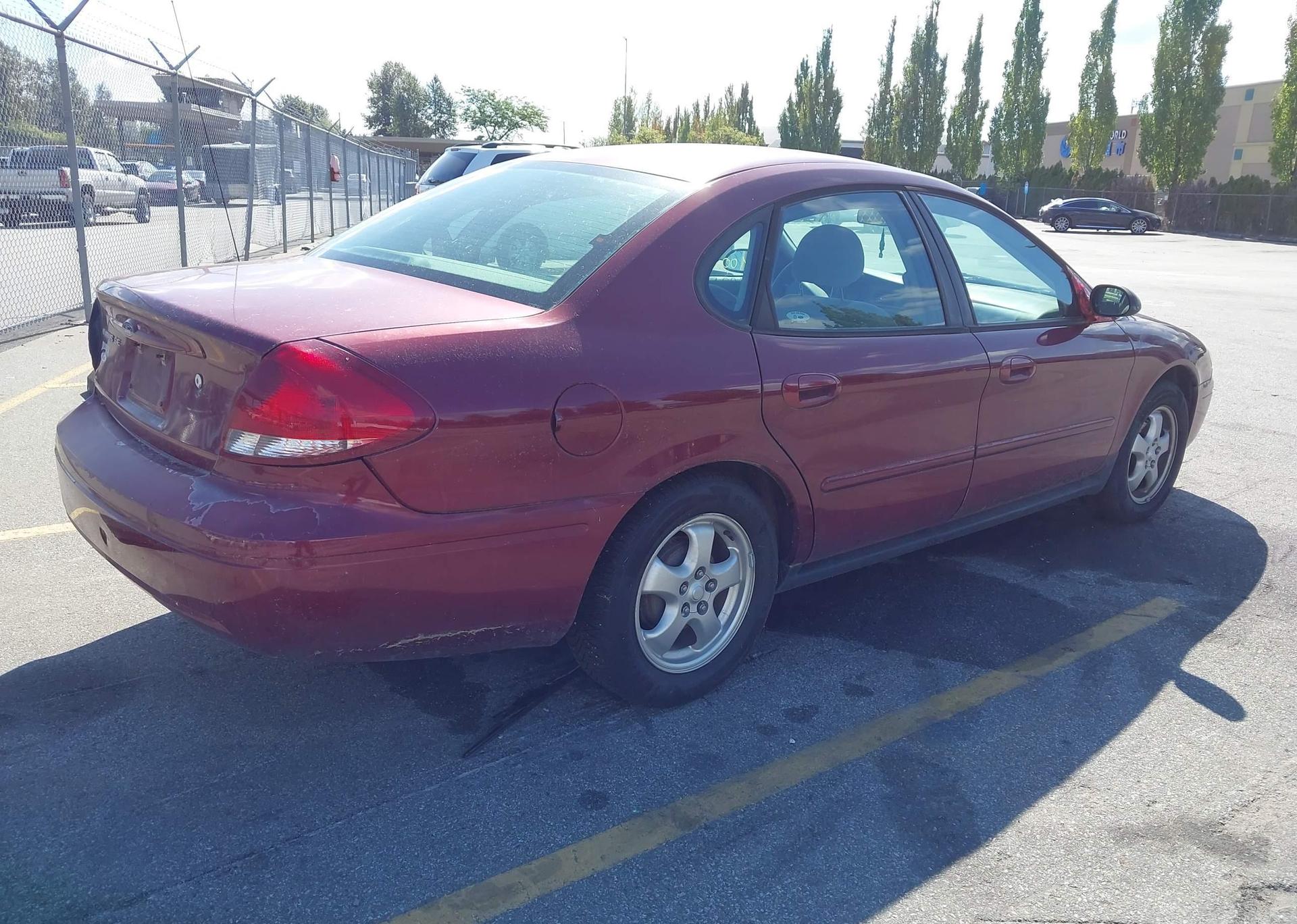 2006 FORD TAURUS SE