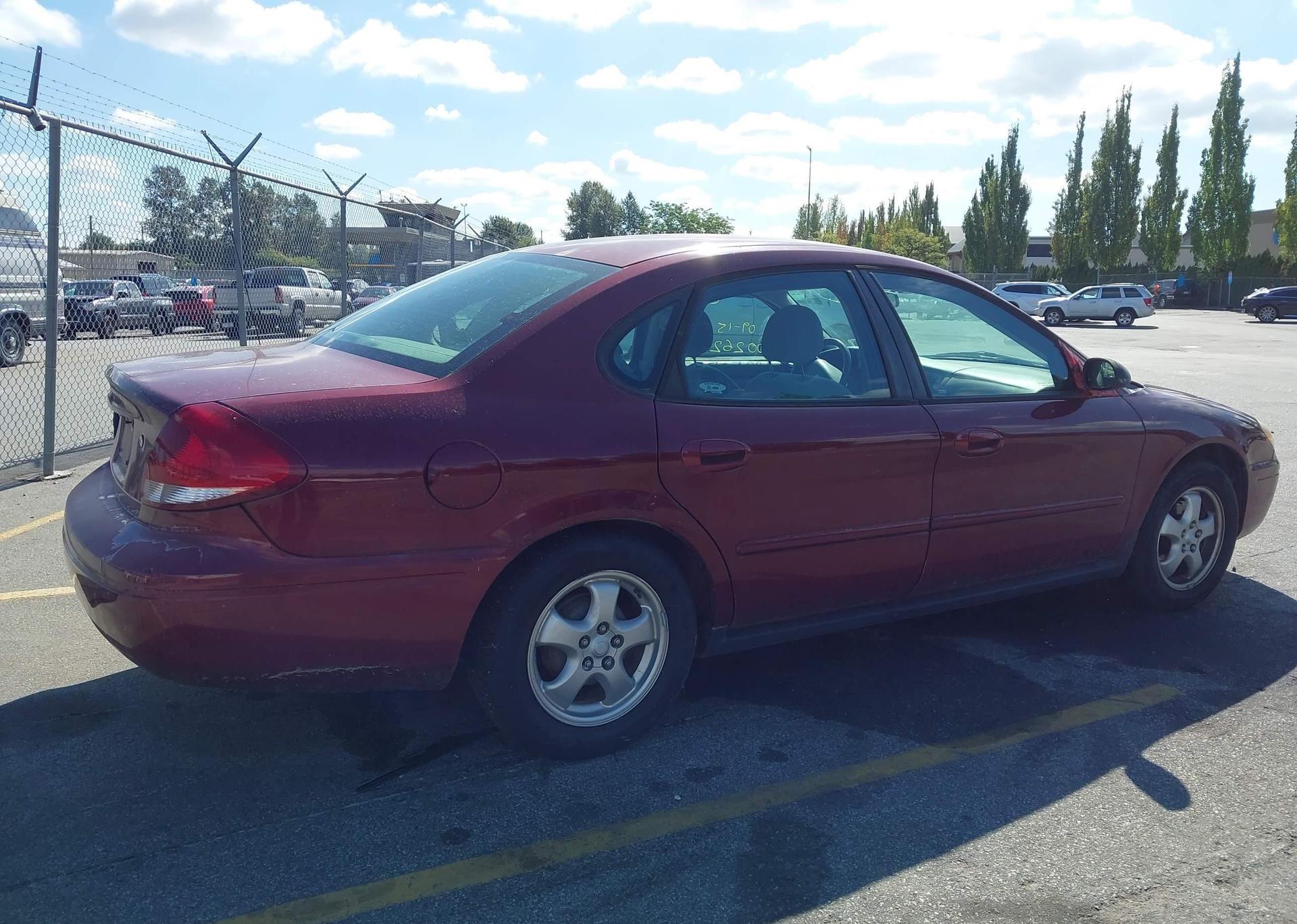 2006 FORD TAURUS SE