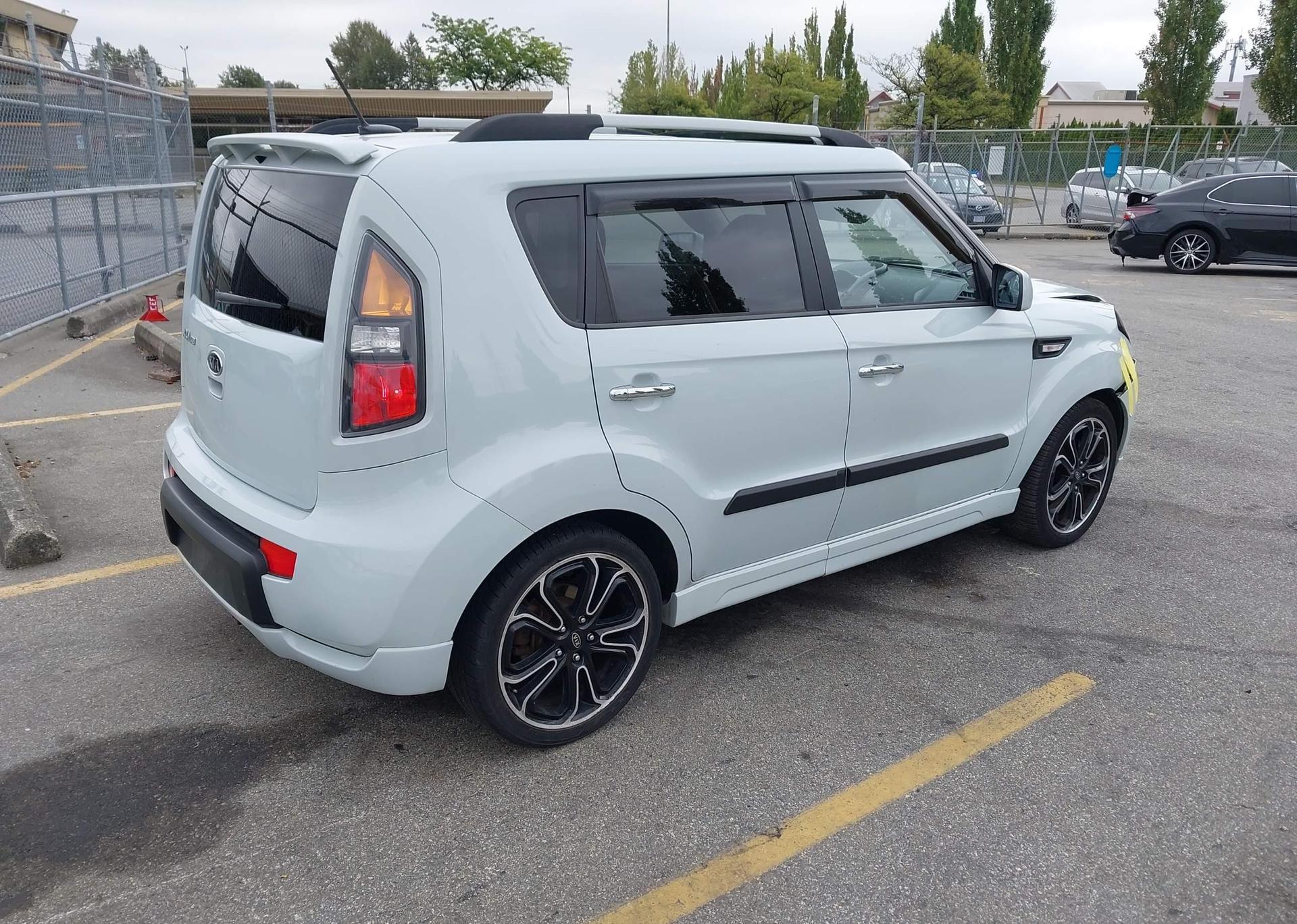 2011 KIA SOUL