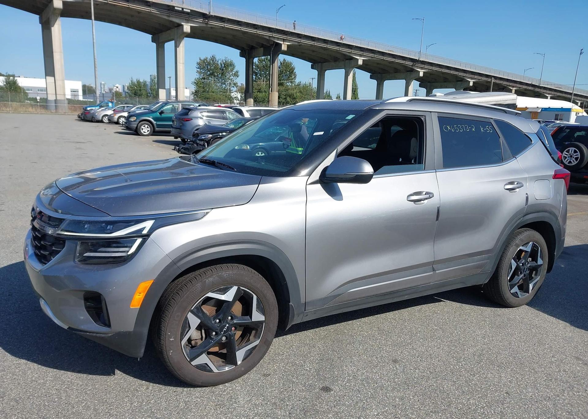 2024 KIA SELTOS EX