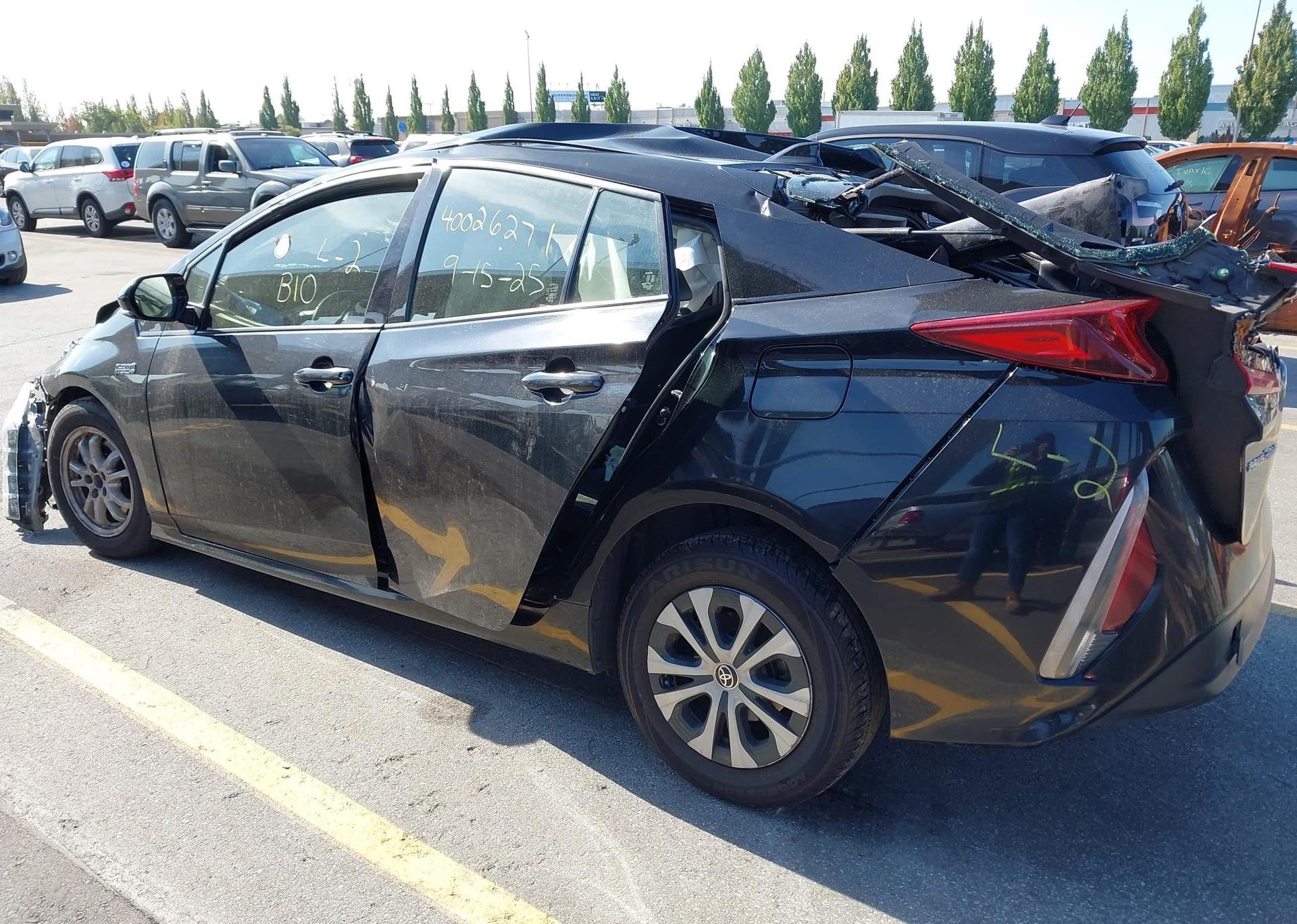 2020 TOYOTA PRIUS