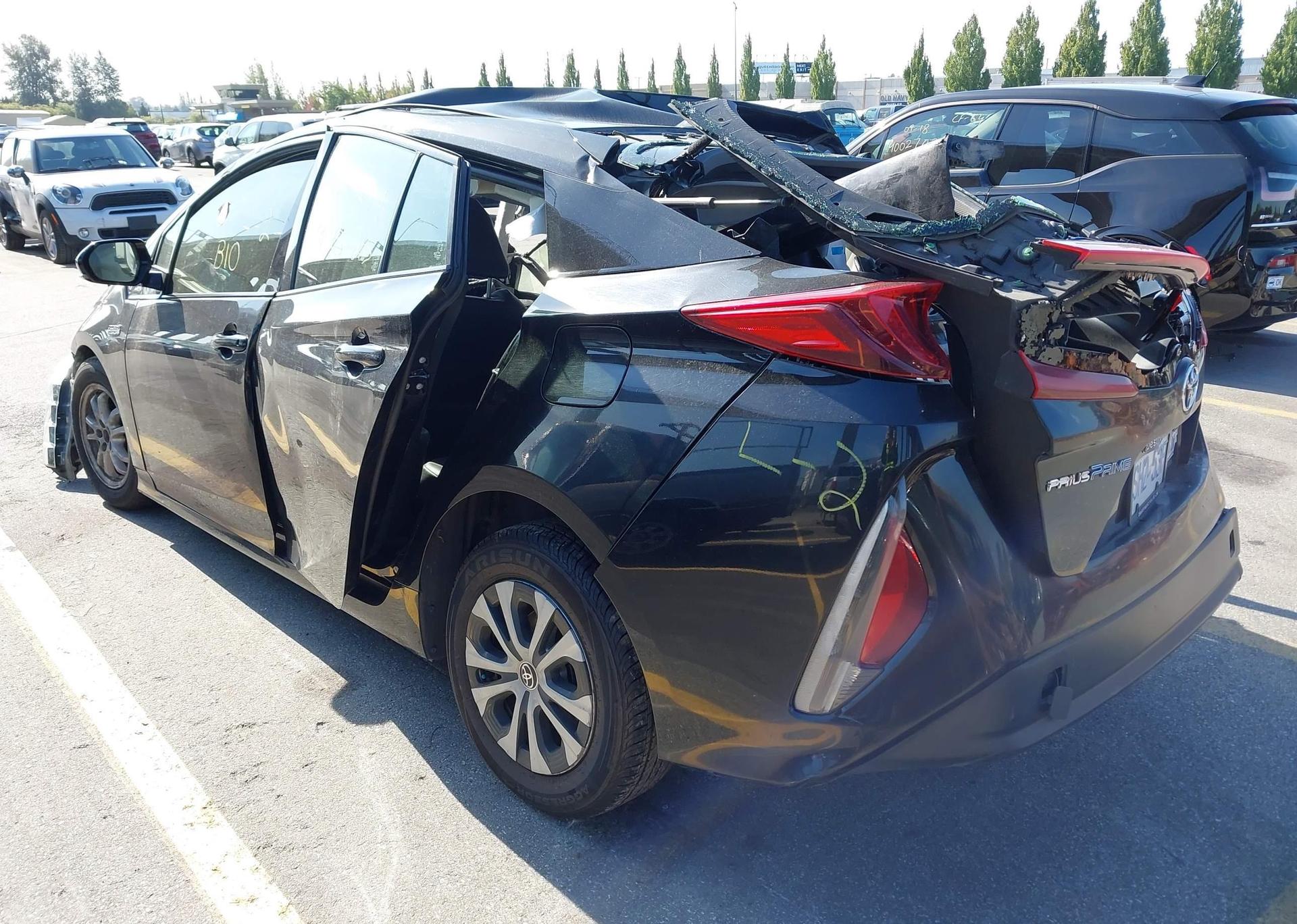 2020 TOYOTA PRIUS
