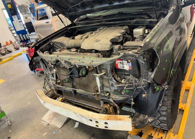 2011 TOYOTA 4RUNNER SR5