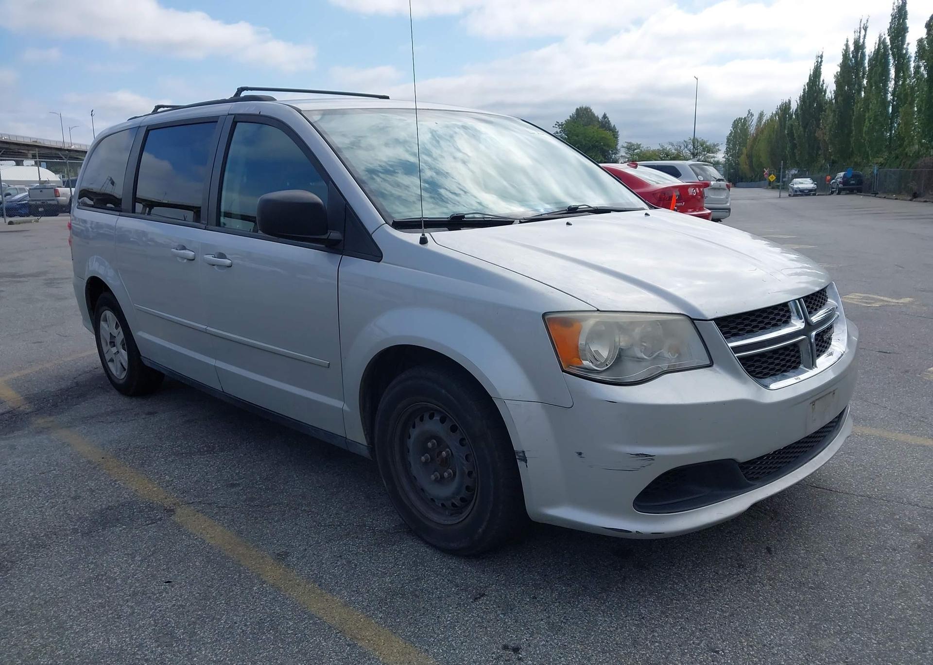 2012 DODGE GRAND CARAVAN SE