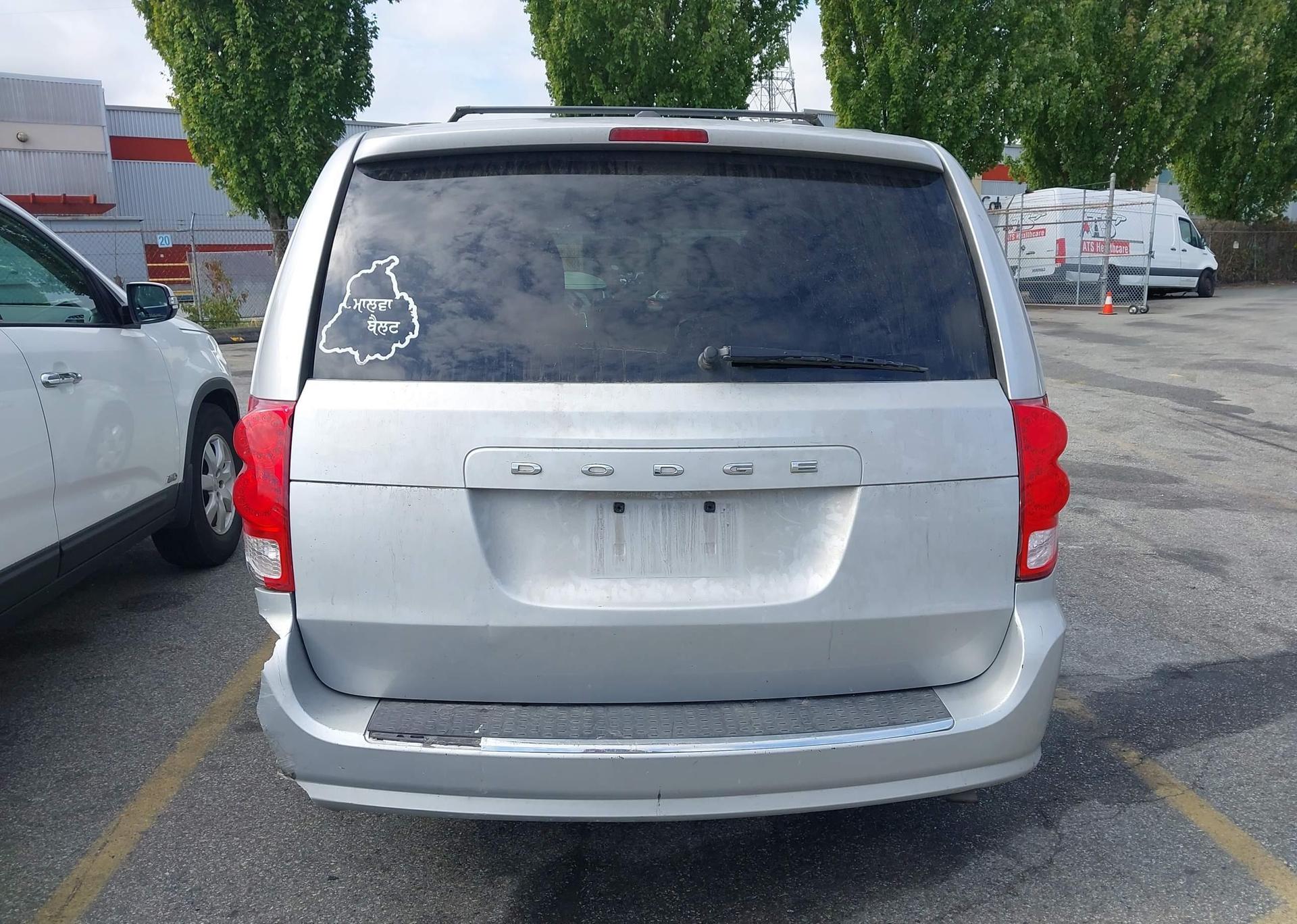 2012 DODGE GRAND CARAVAN SE