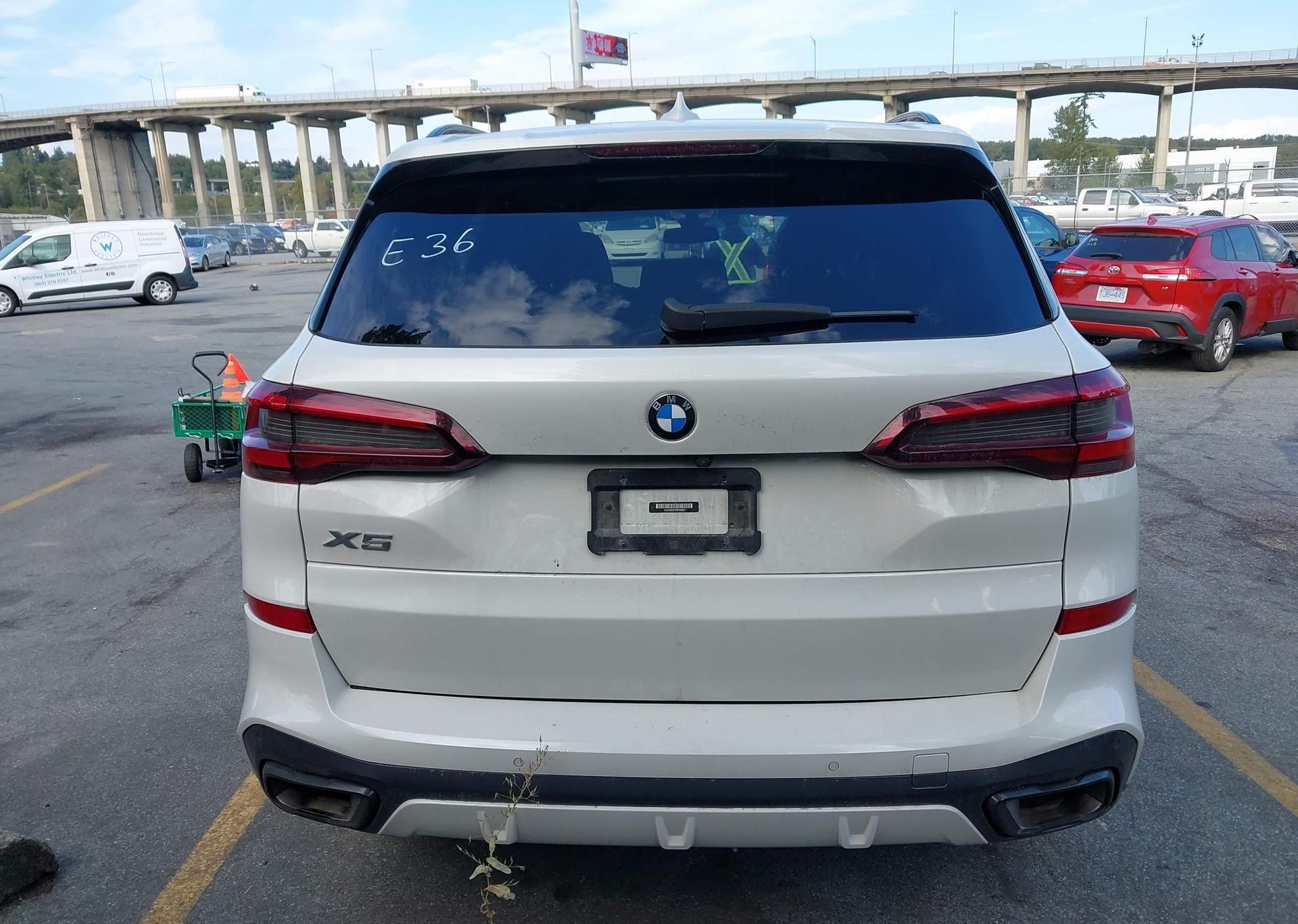 2023 BMW X5