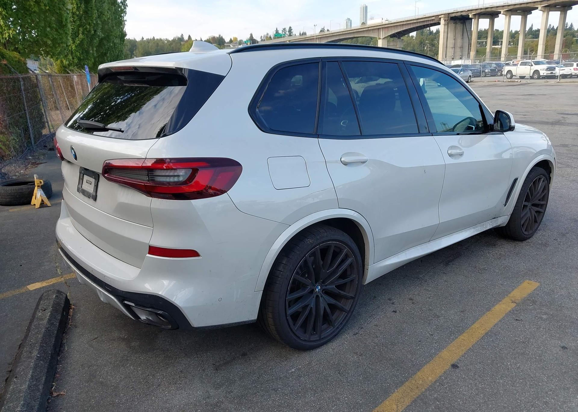 2023 BMW X5