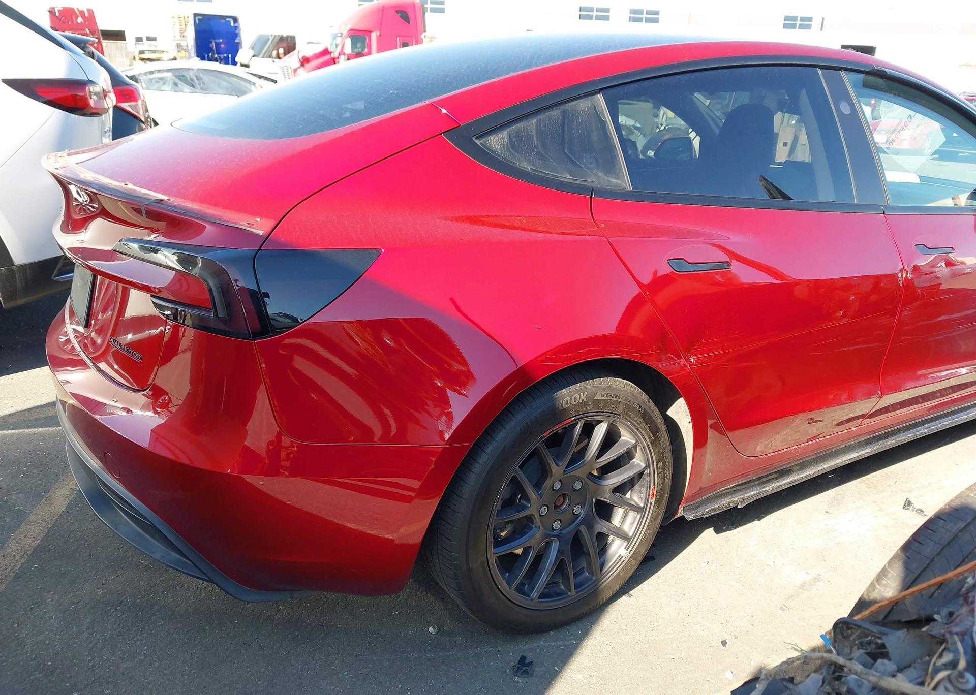 2024 TESLA MODEL 3