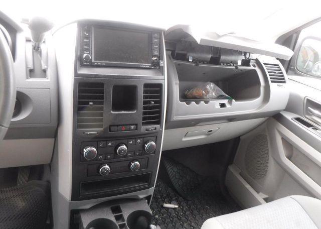 2010 DODGE GRAND CARAVAN SE