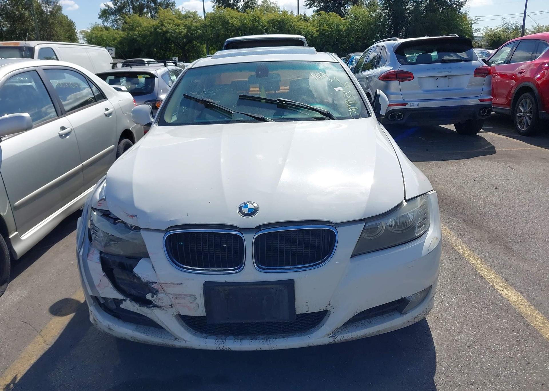 2011 BMW 323 I