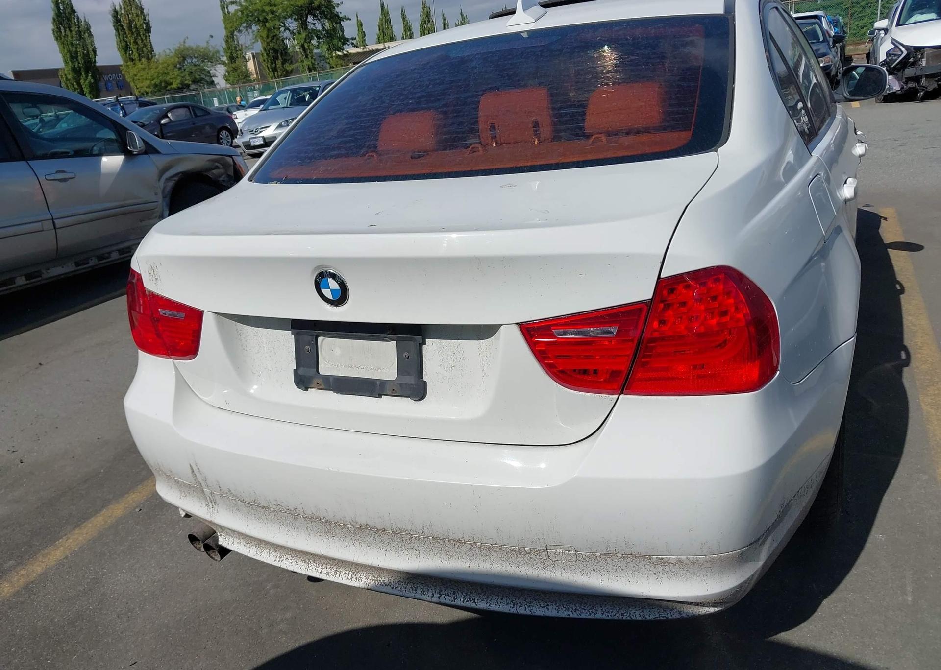 2011 BMW 323 I