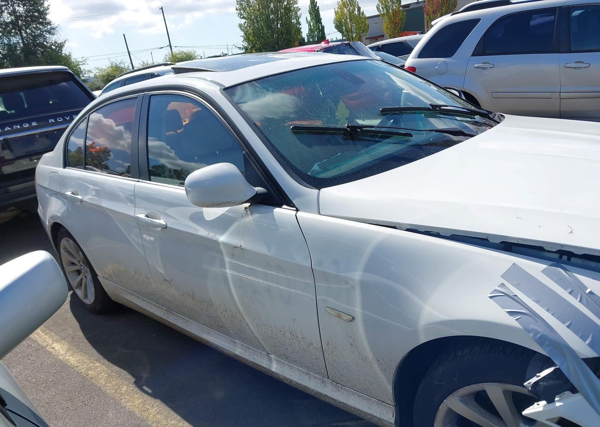 2011 BMW 323 I
