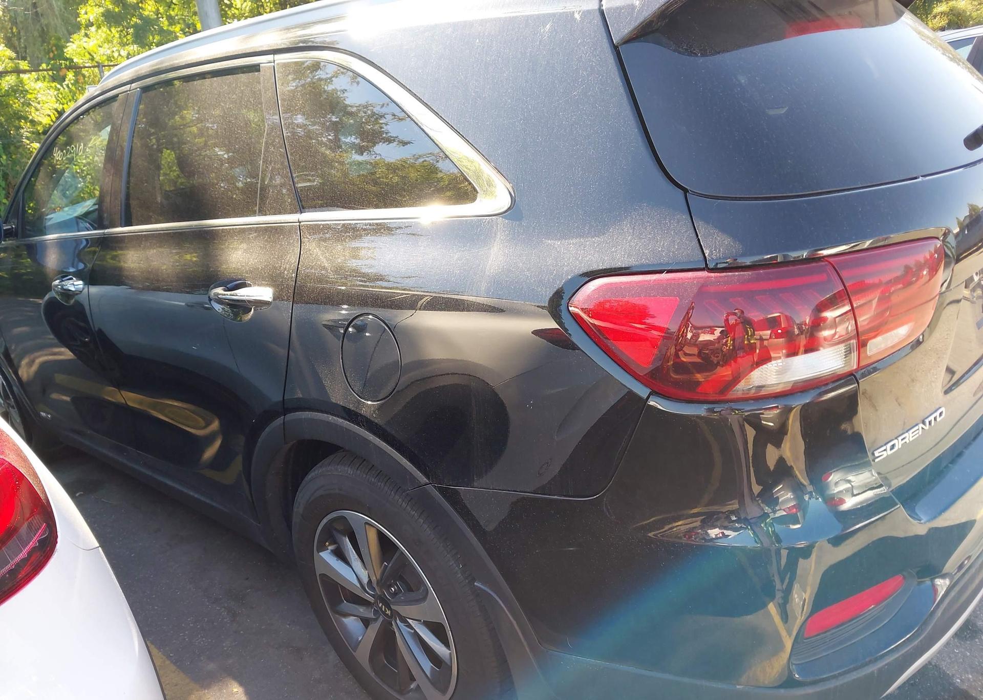 2019 KIA SORENTO EX