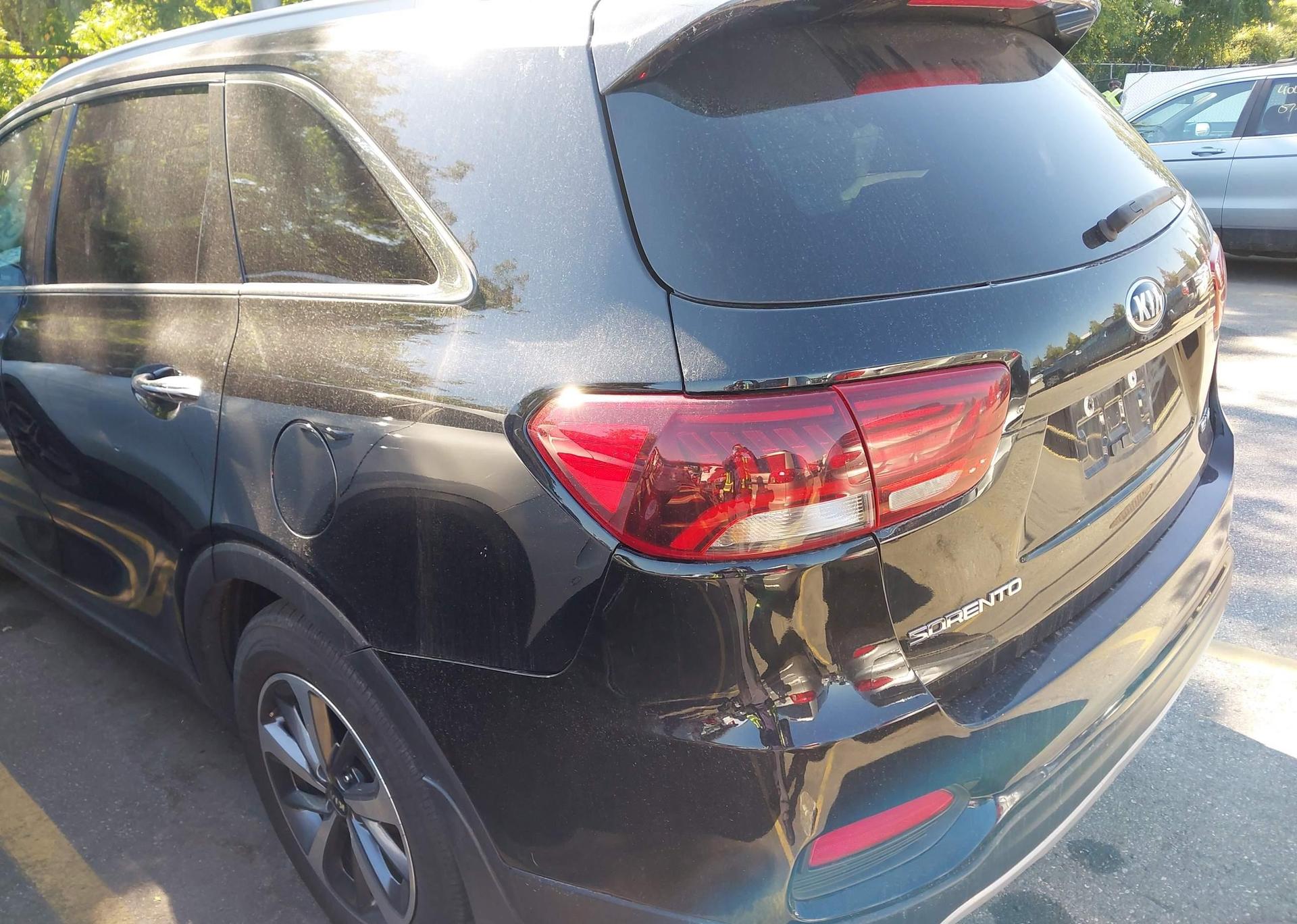 2019 KIA SORENTO EX