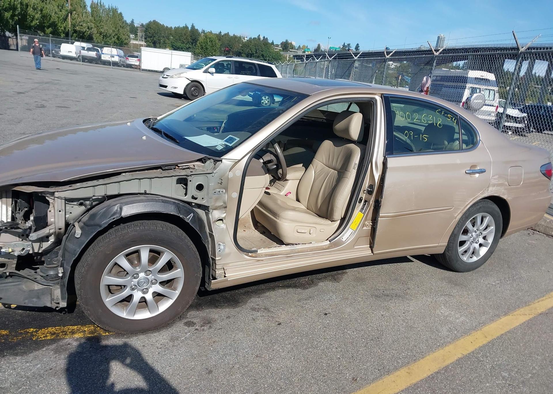 2004 LEXUS ES330