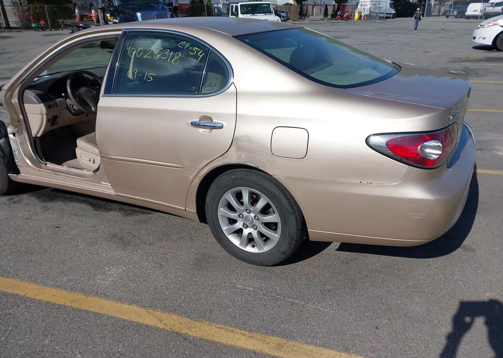 2004 LEXUS ES330