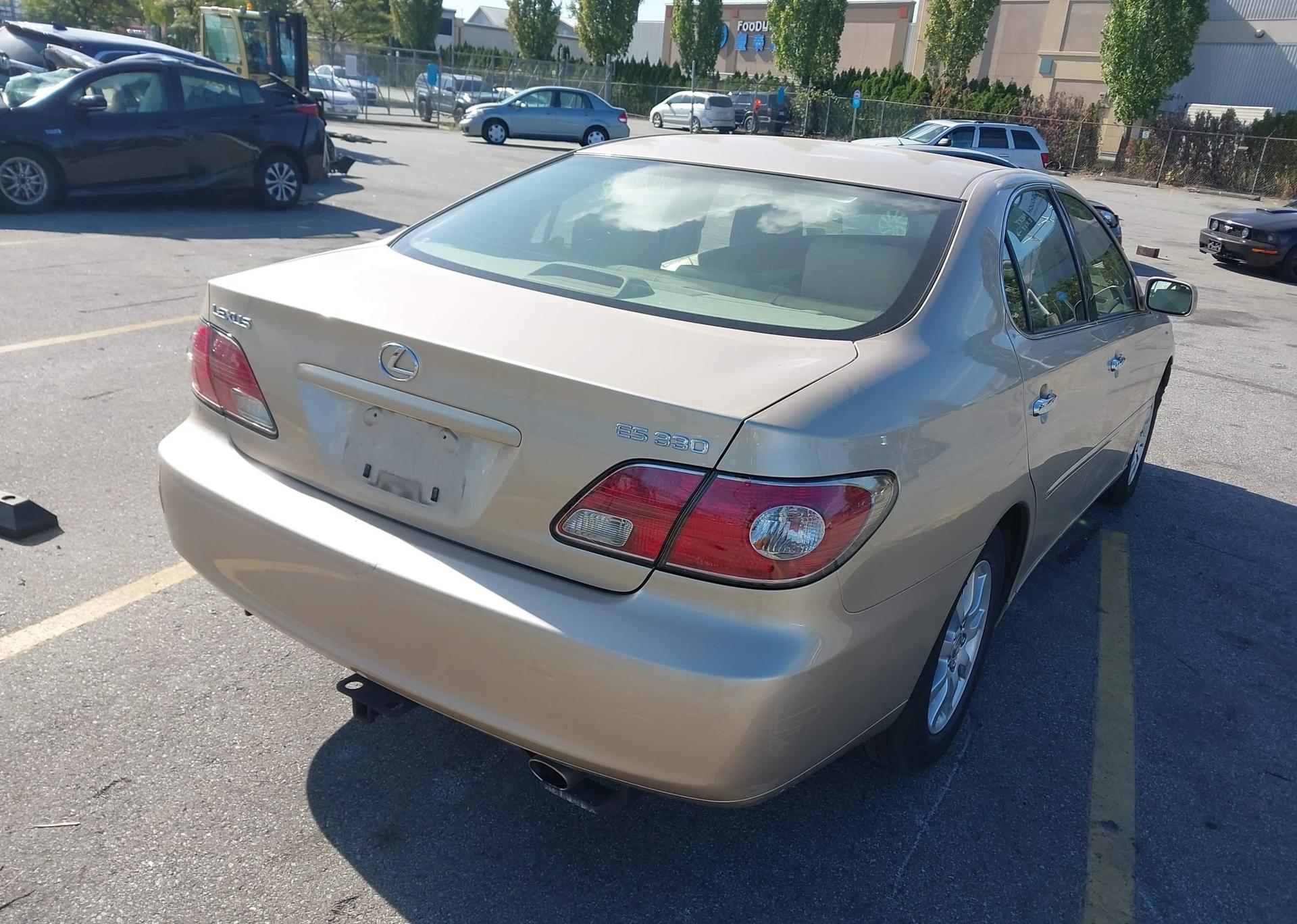 2004 LEXUS ES330