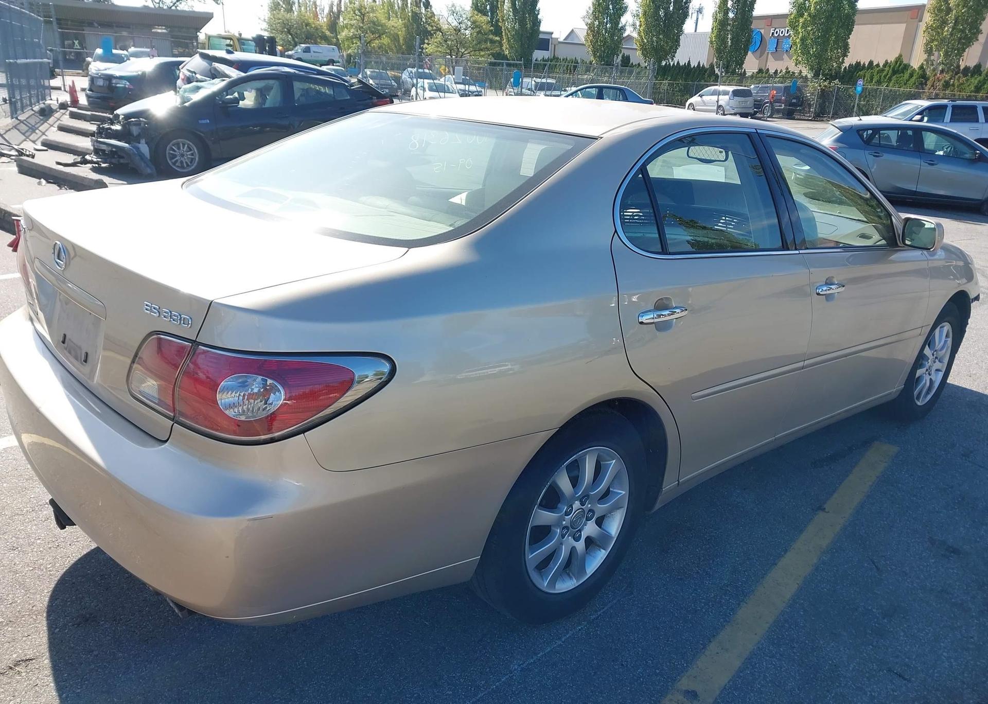 2004 LEXUS ES330