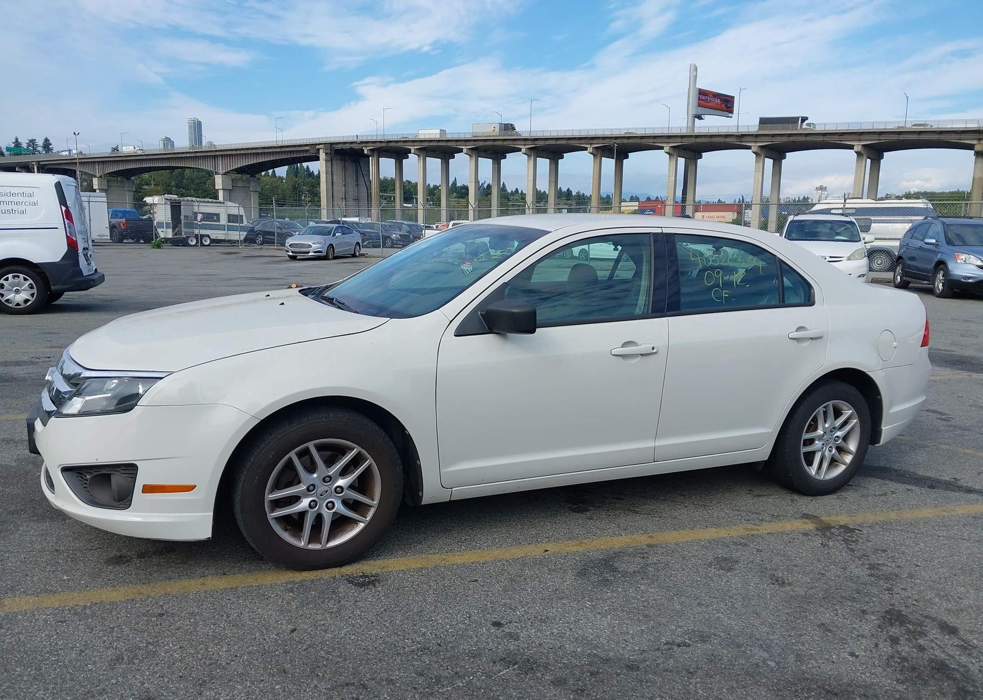 2010 FORD FUSION S