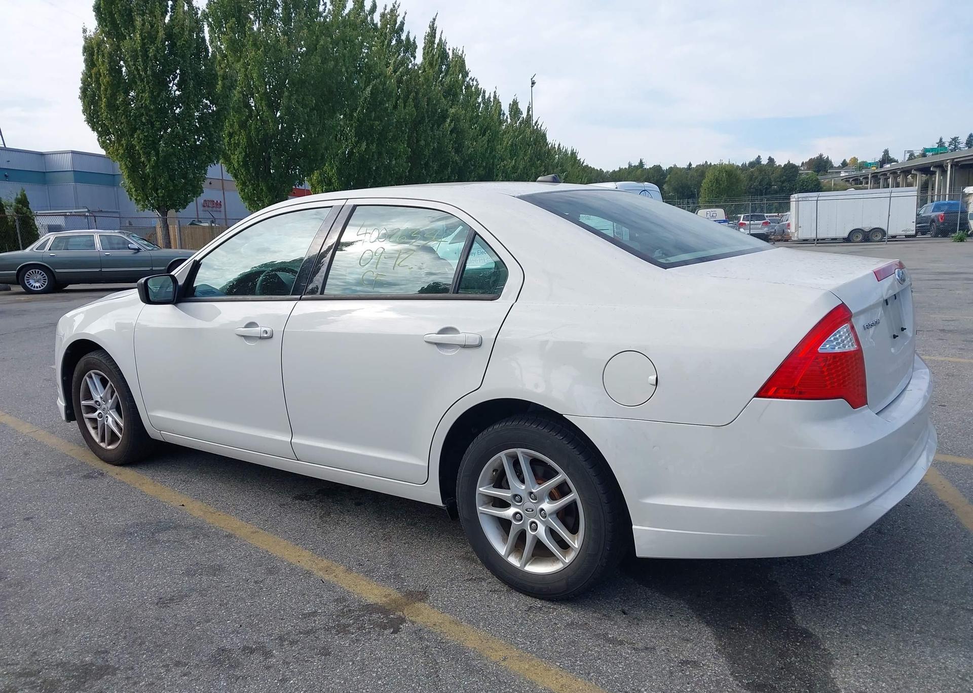 2010 FORD FUSION S