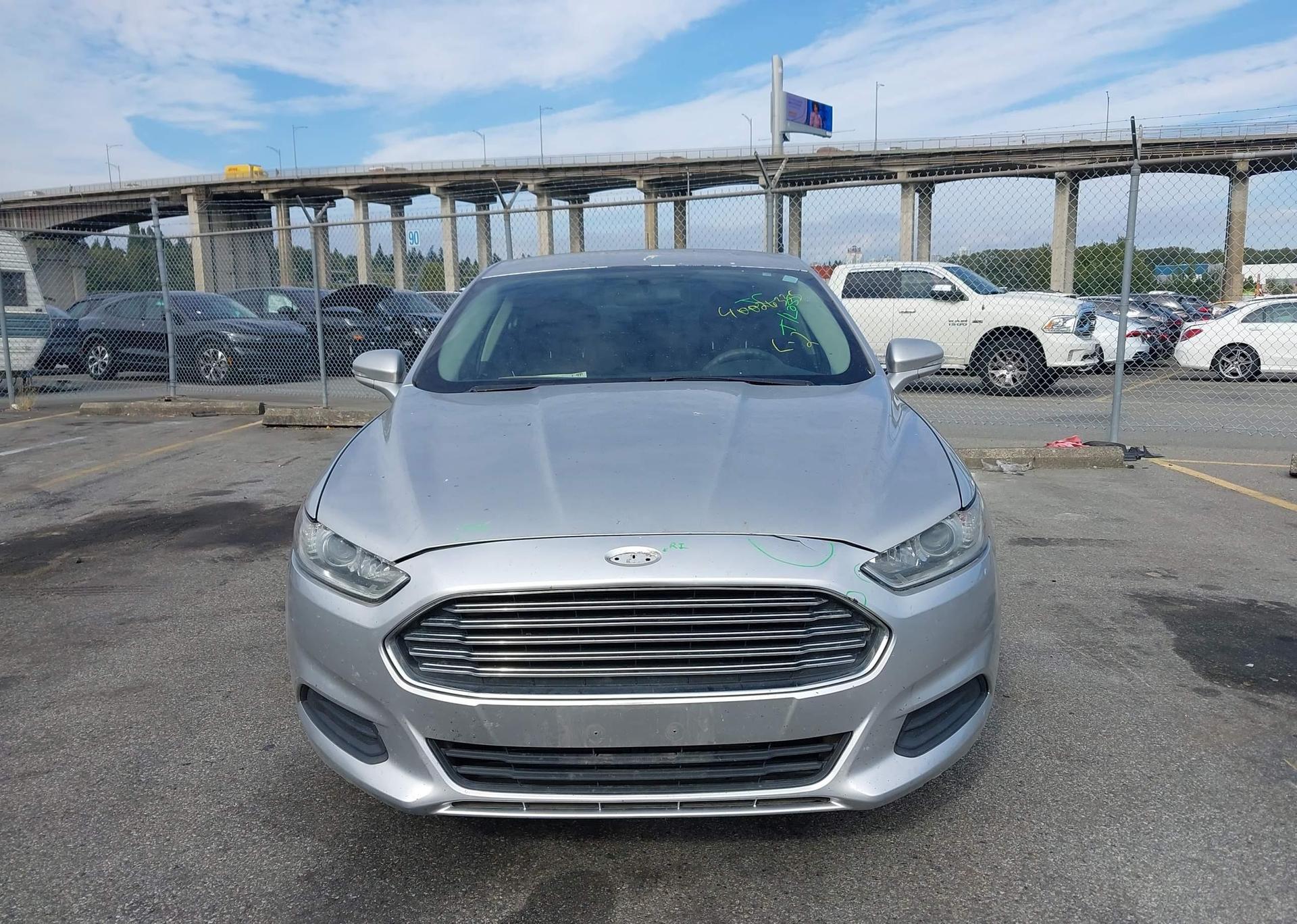 2013 FORD FUSION SE