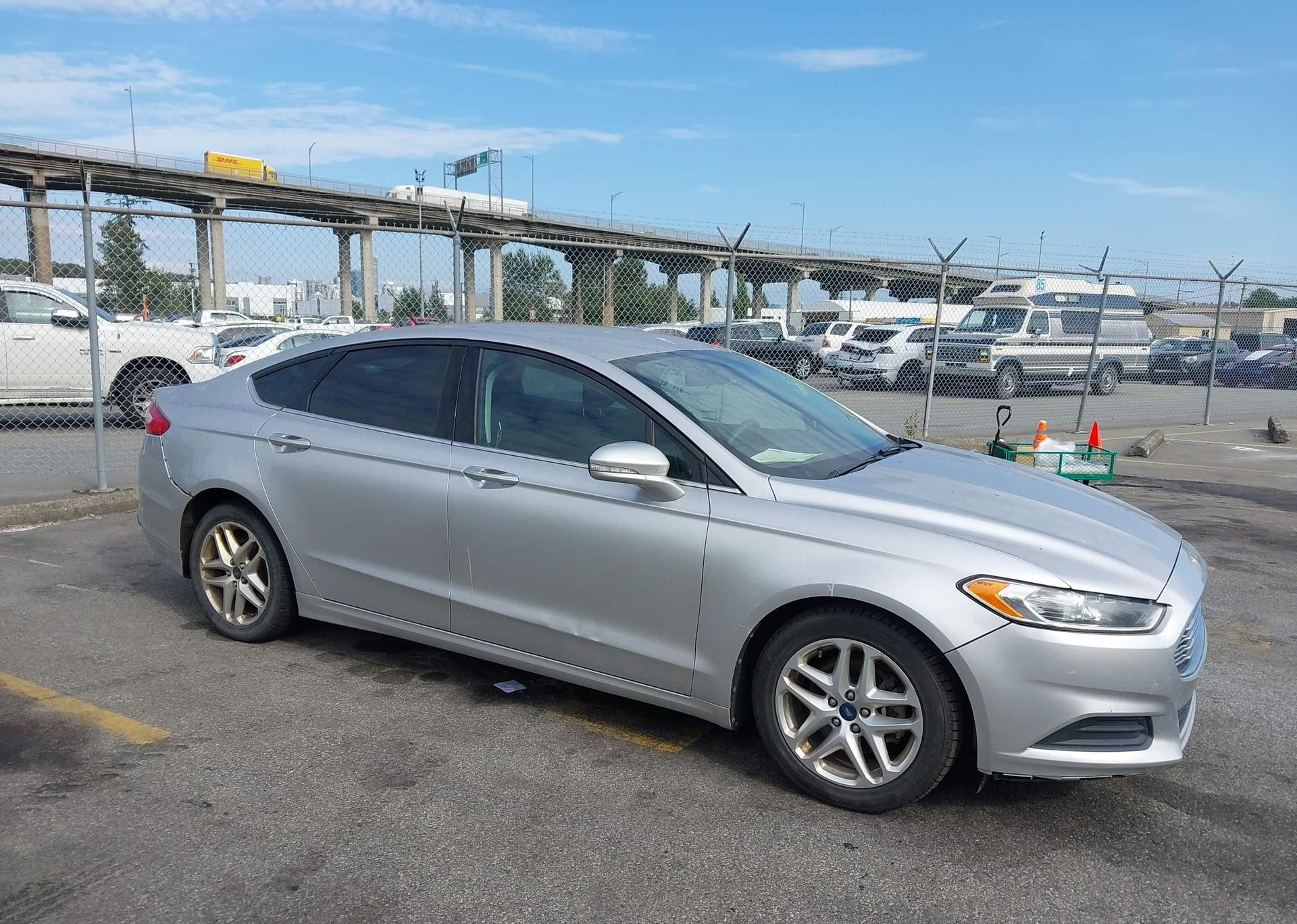 2013 FORD FUSION SE