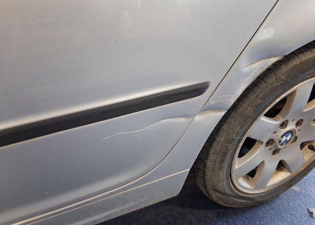 2002 BMW 325I