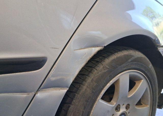 2002 BMW 325I