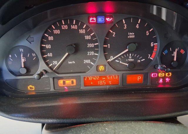 2002 BMW 325I