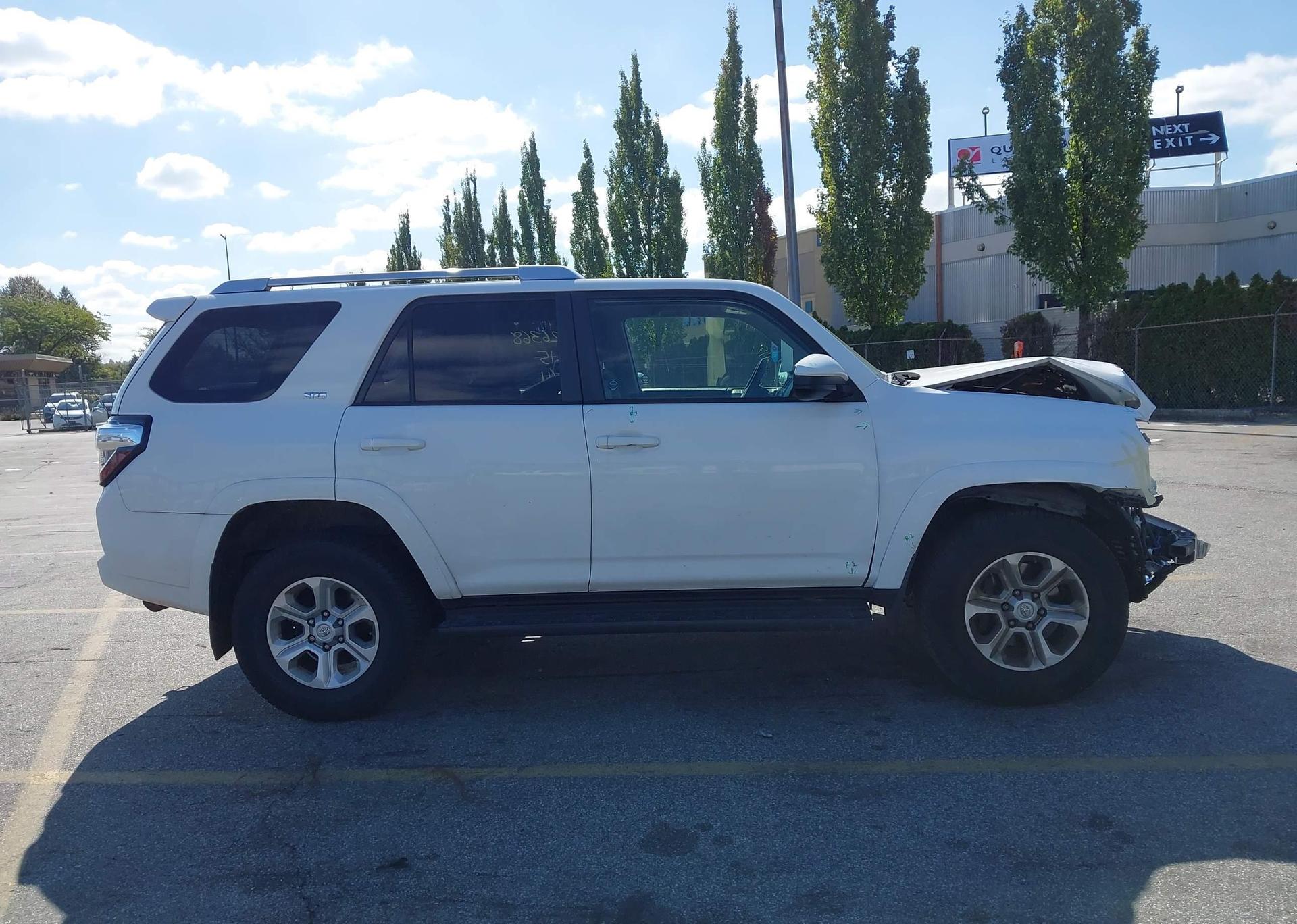 2014 TOYOTA 4RUNNER SR5