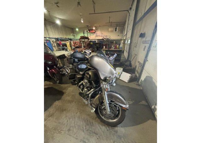 2005 HARLEY-DAVIDSON FLHTCI