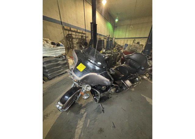 2005 HARLEY-DAVIDSON FLHTCI