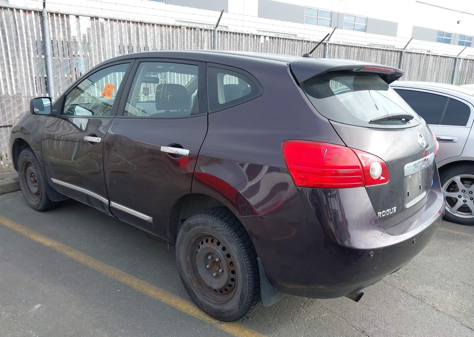 2011 NISSAN ROGUE
