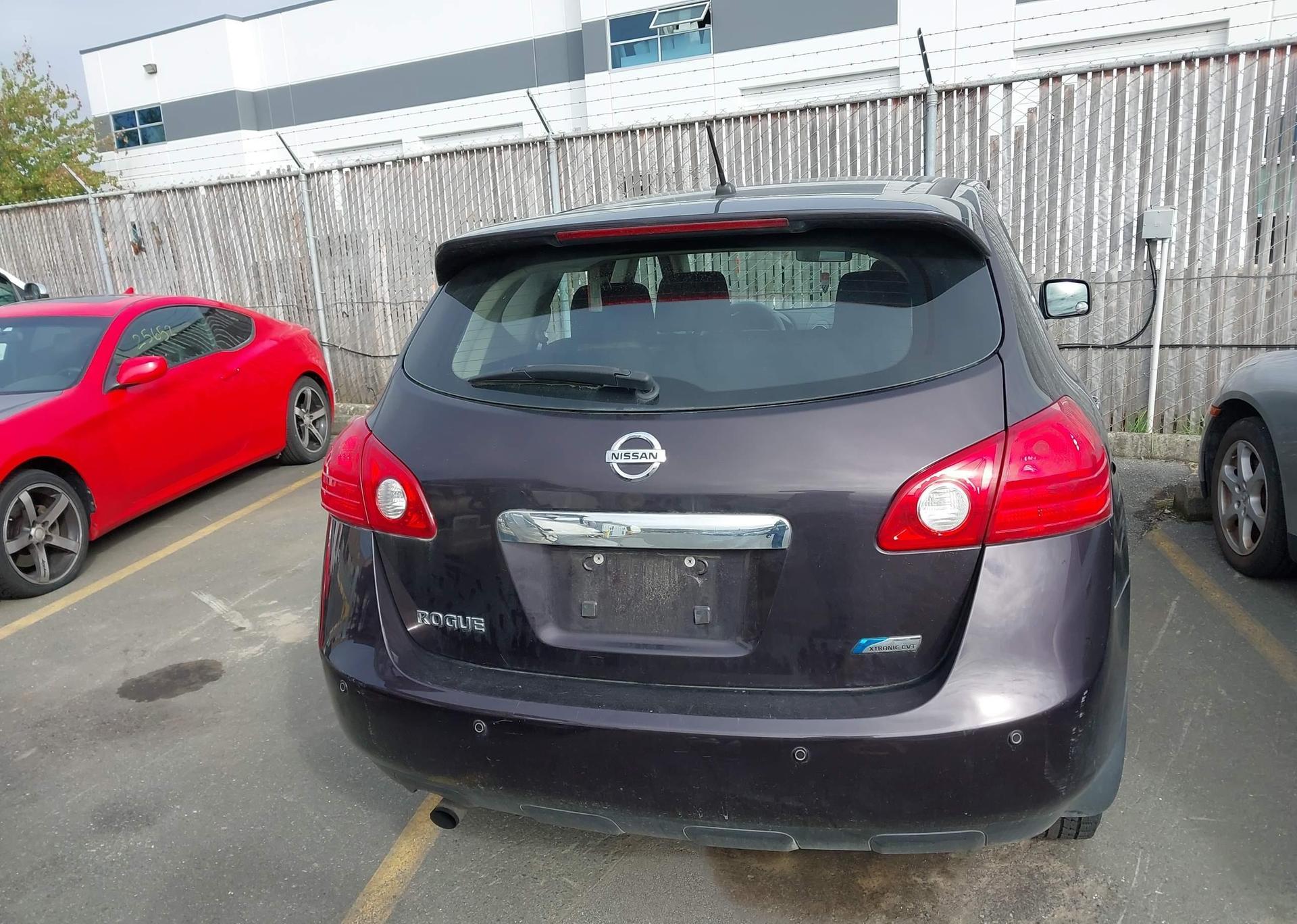 2011 NISSAN ROGUE