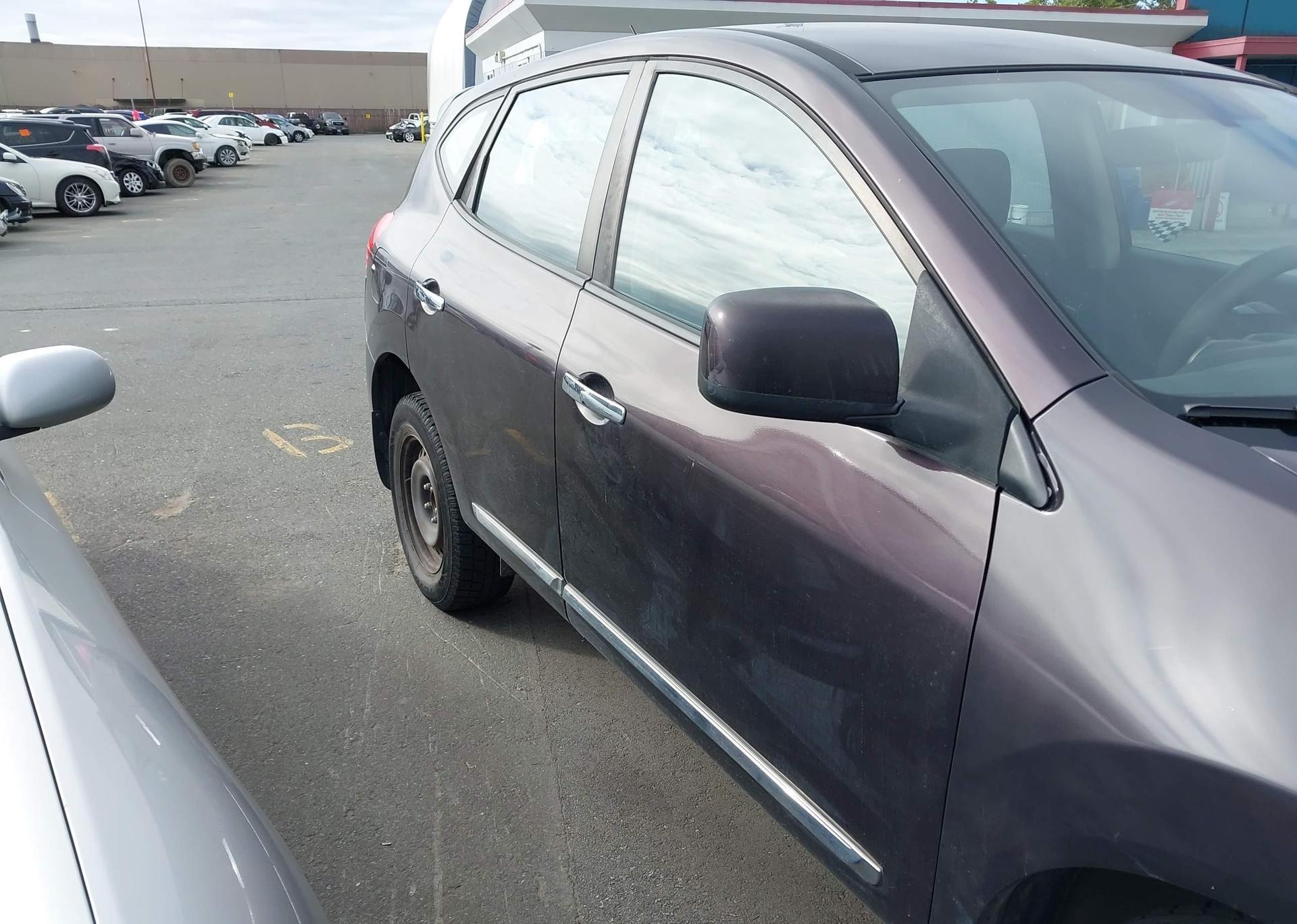 2011 NISSAN ROGUE