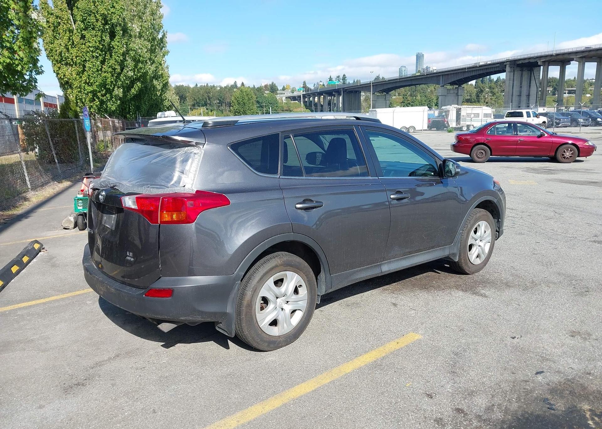 2015 TOYOTA RAV4