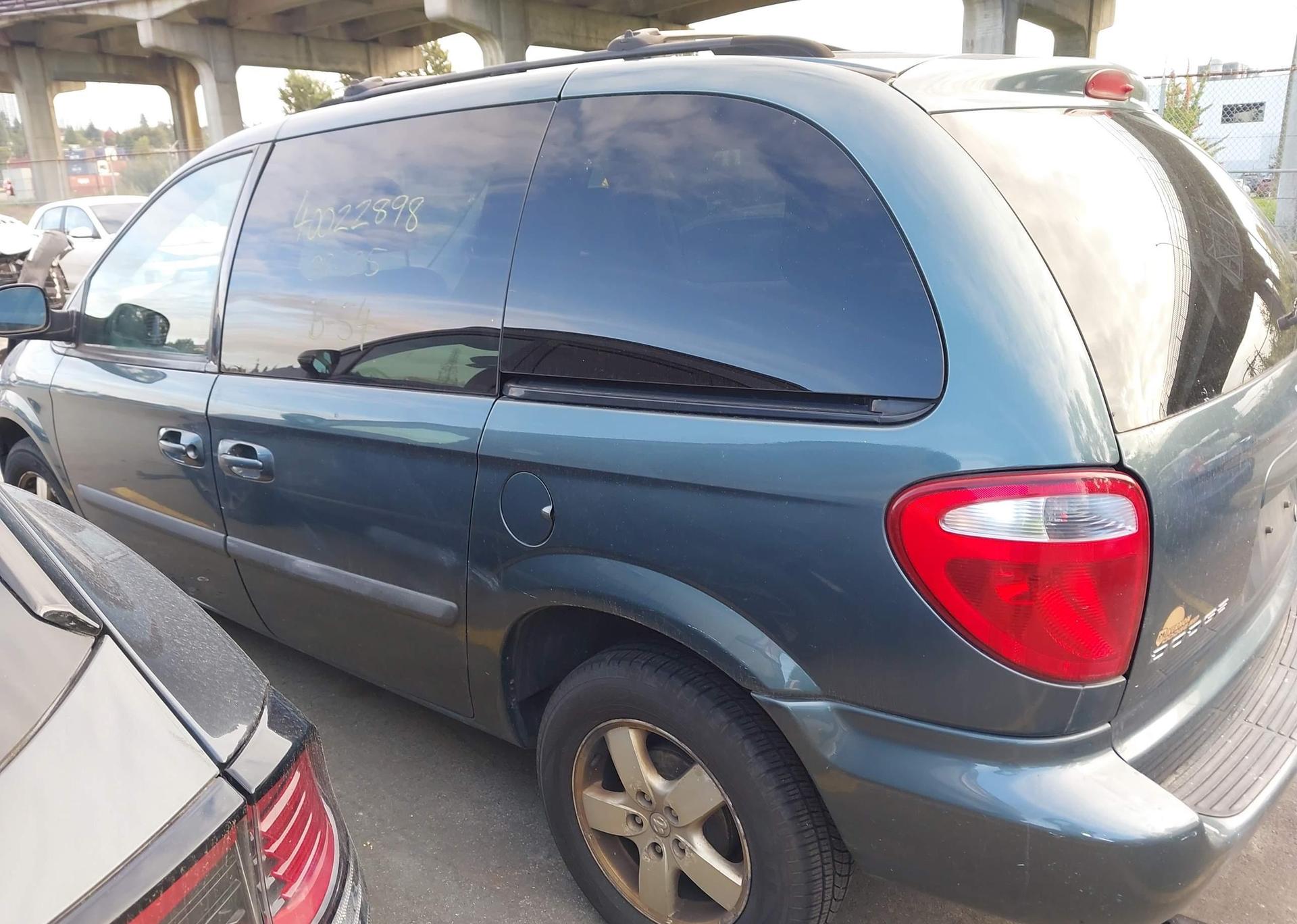 2007 DODGE CARAVAN SE