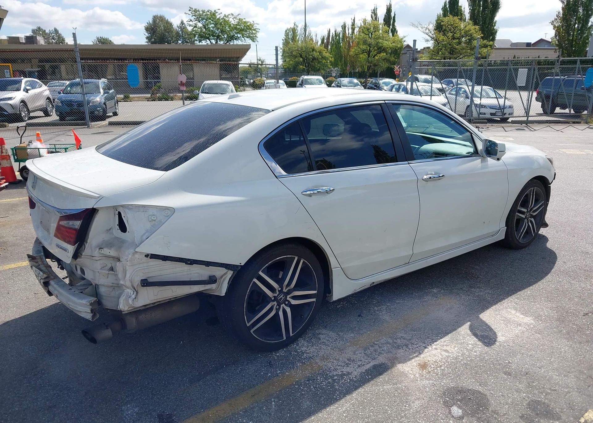 2017 HONDA ACCORD EX