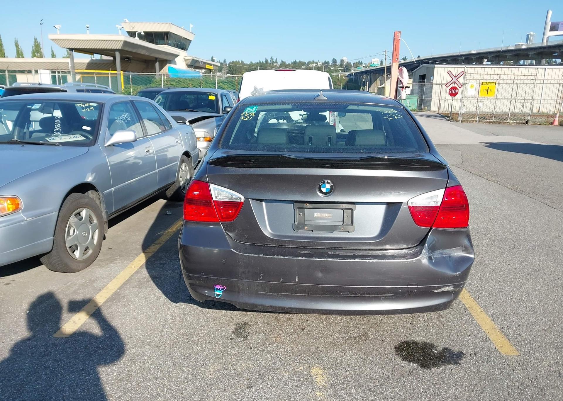 2006 BMW 325 I